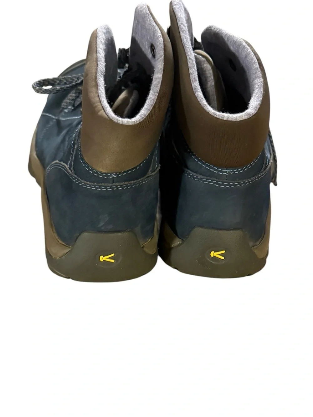 KEEN Women's Kaci Winter Mid Waterproof Boots. 6.5.